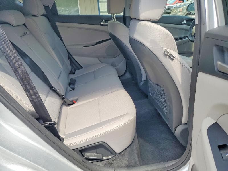 2019 HYUNDAI TUCSON SE 11