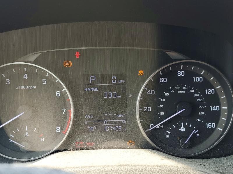 2018 HYUNDAI ELANTRA SE 9