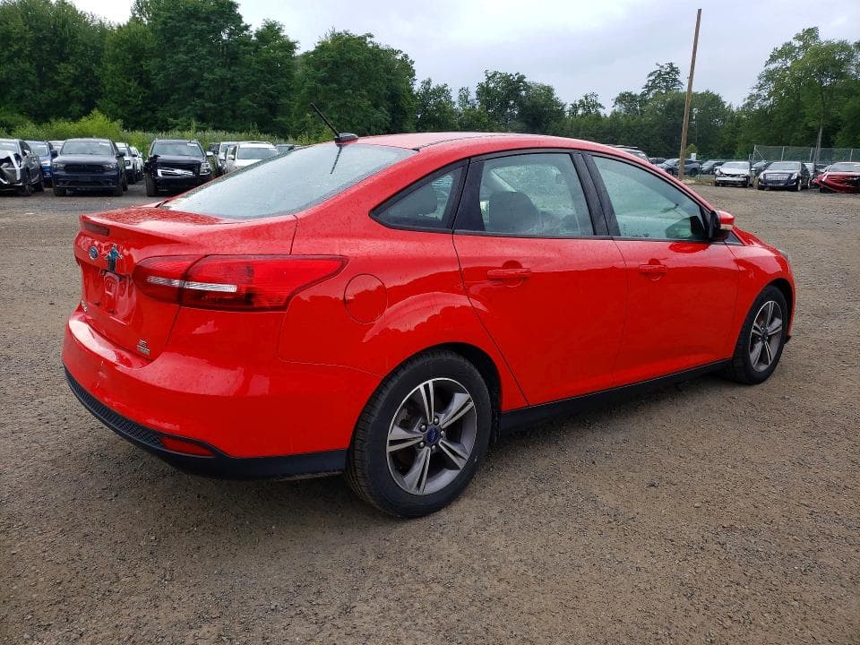 2017 FORD FOCUS SE 3