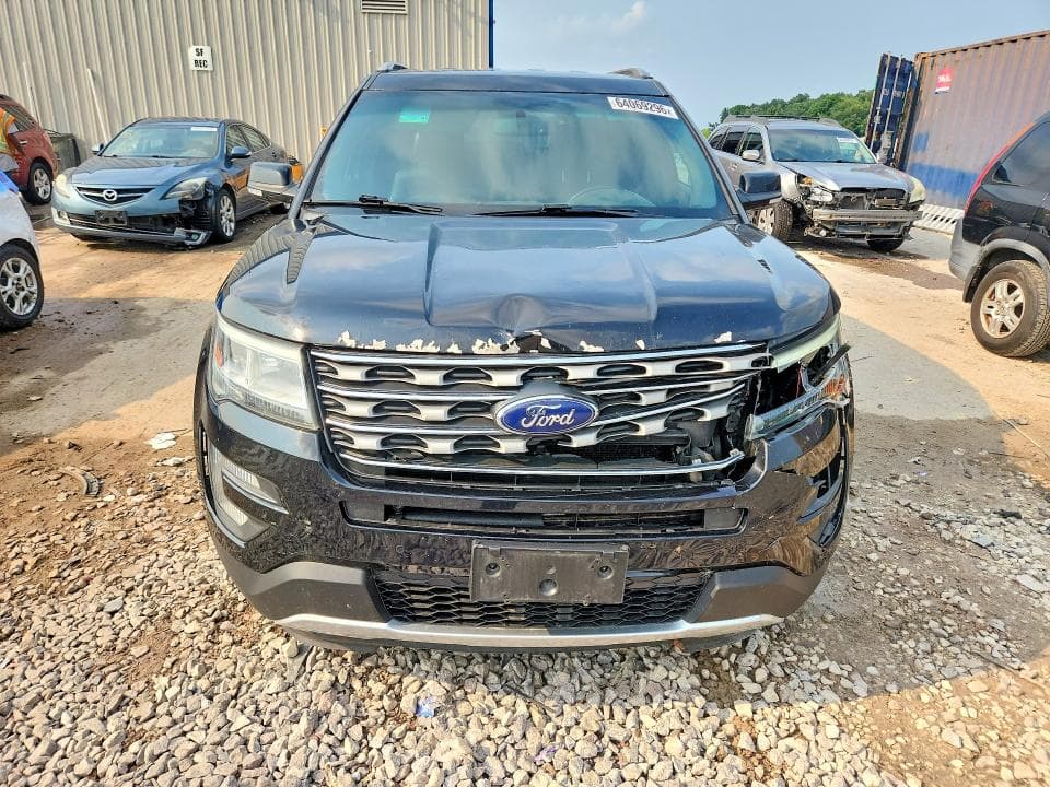 2017 FORD EXPLORER XLT 5