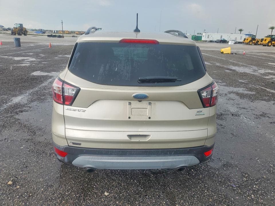 2018 FORD ESCAPE SE 6