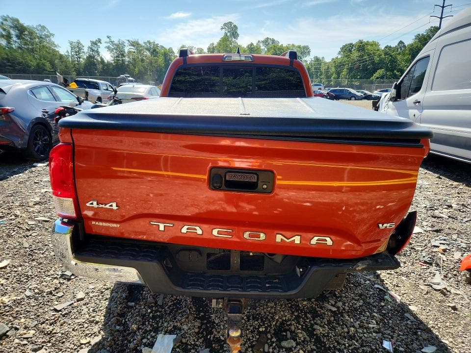 2017 TOYOTA TACOMA SR5 V6 6