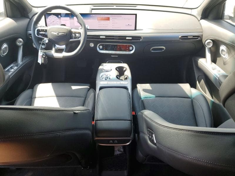 2026 GENESIS GV60 ADVANCED 8