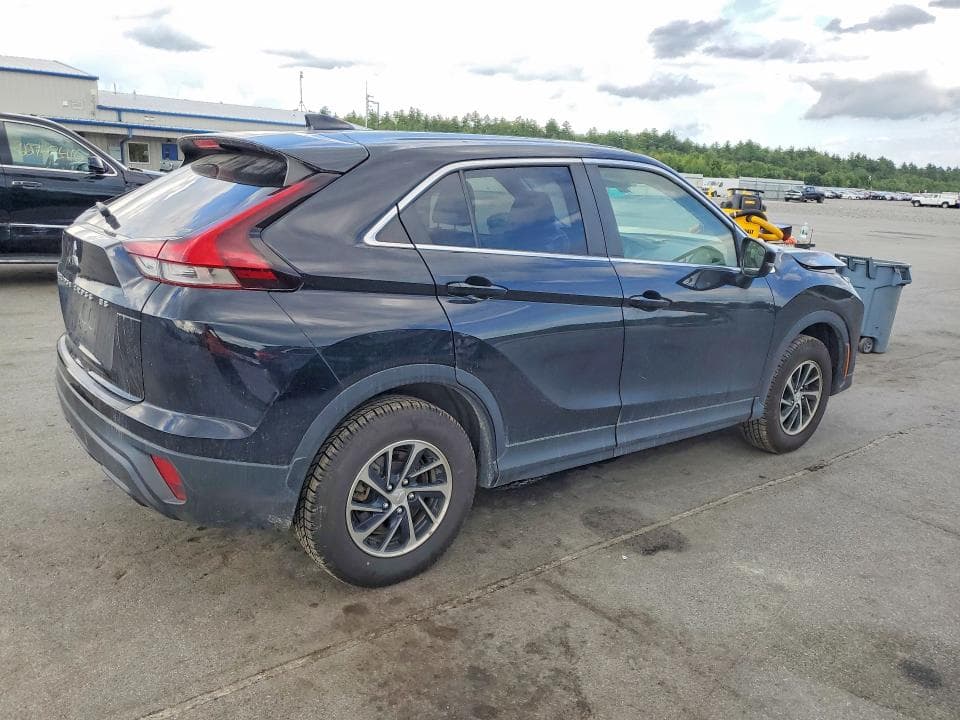 2022 MITSUBISHI ECLIPSE CROSS ES 3