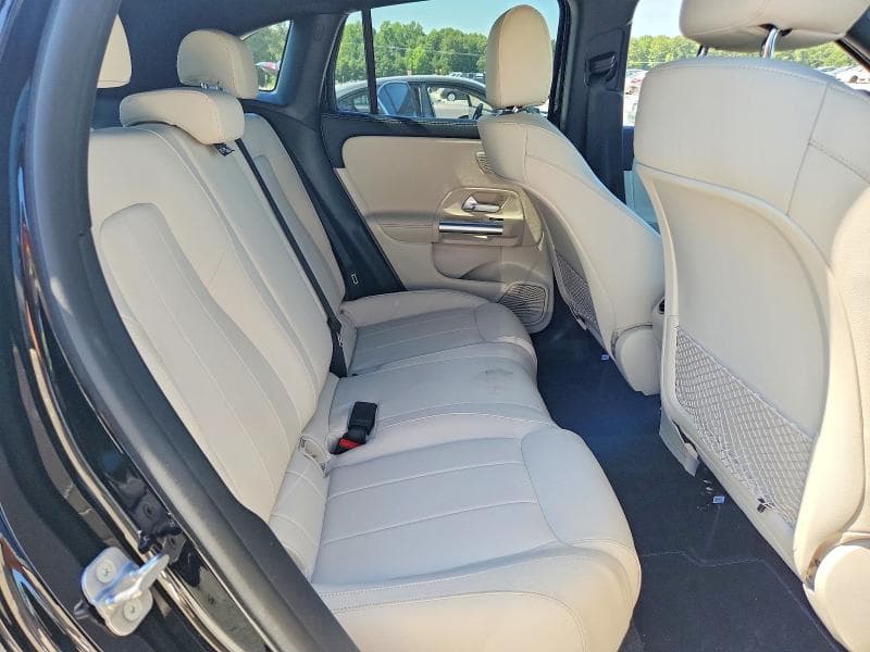 2023 MERCEDES-BENZ GLA 250 11