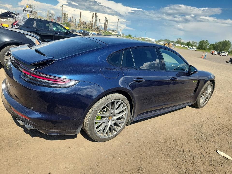 2019 PORSCHE PANAMERA 4 E-HYBRID 3