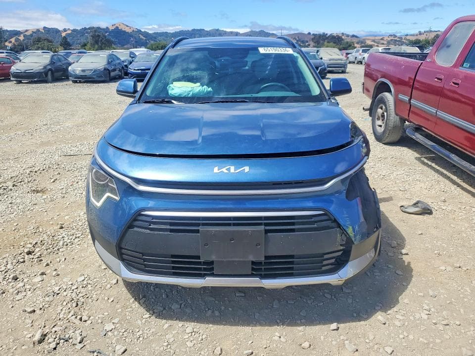 2023 KIA NIRO EX 5