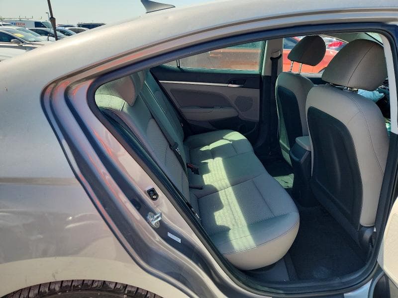 2020 HYUNDAI ELANTRA SEL 10