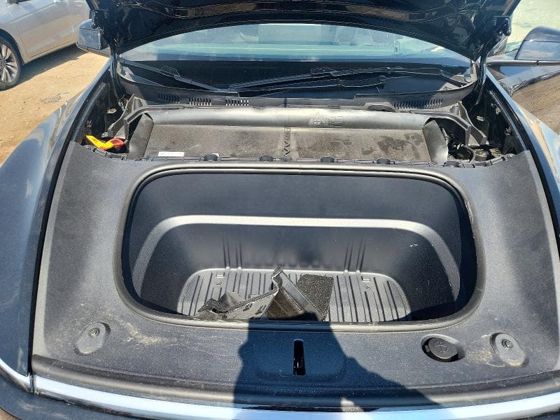 2026 TESLA MODEL Y 11