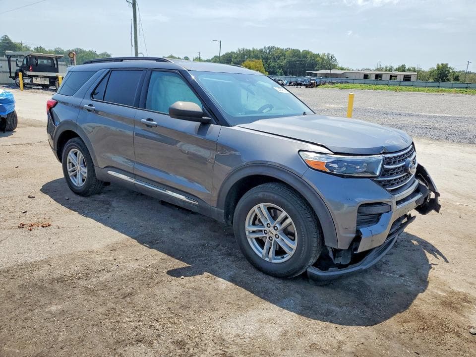 2021 FORD EXPLORER XLT 4