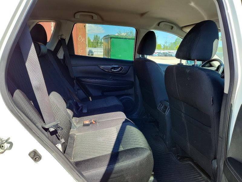 2019 NISSAN ROGUE S 11