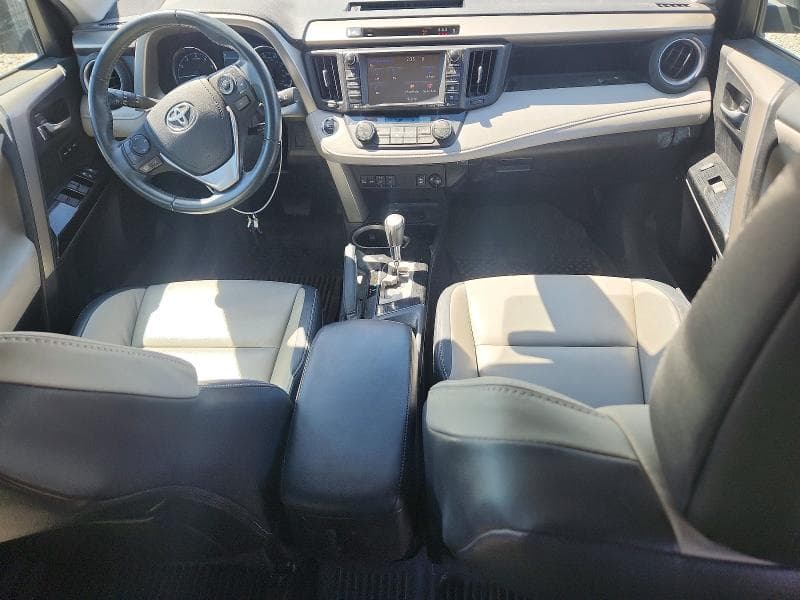 2017 TOYOTA RAV4 LIMITED 8