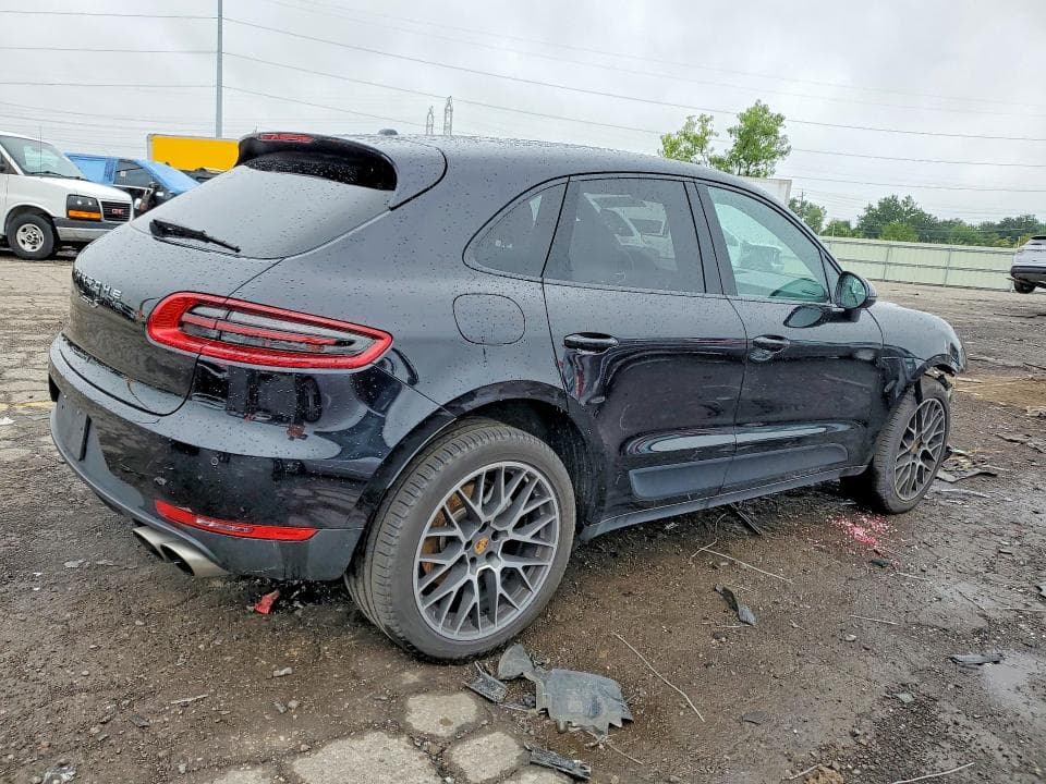 2018 PORSCHE MACAN S 3