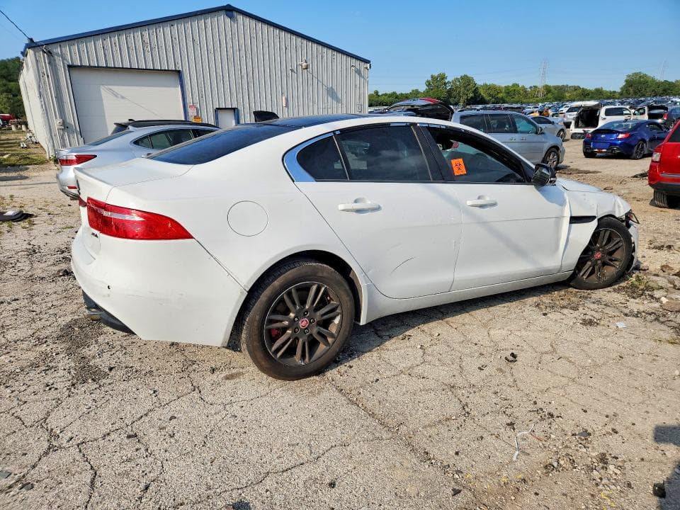 2017 JAGUAR XE PREMIUM 3