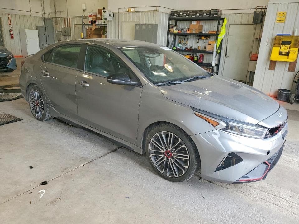 2022 KIA FORTE GT 4