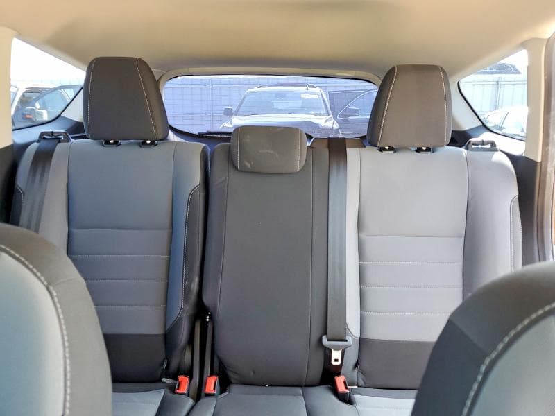 2017 FORD ESCAPE S 10