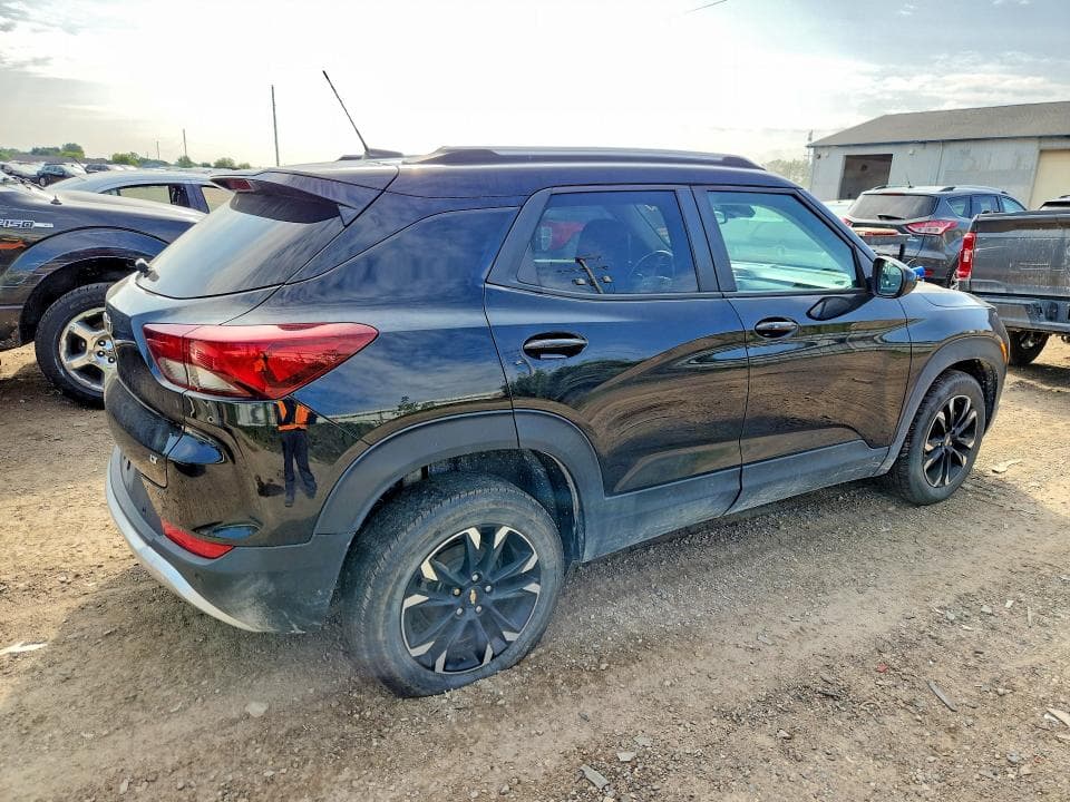 2022 CHEVROLET TRAILBLAZER LT 3