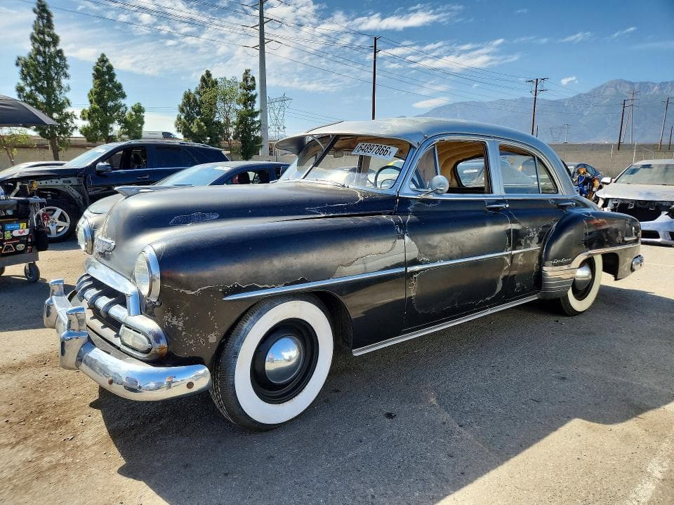 1952 CHEVROLET DELUXE 2 DOOR - 1