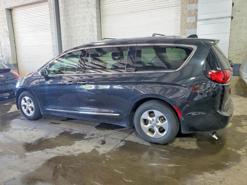 2017 CHRYSLER PACIFICA TOURING L PLUS 2