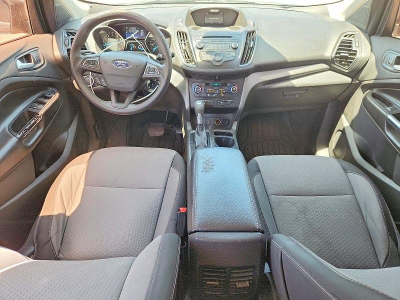 2017 FORD ESCAPE SE 8