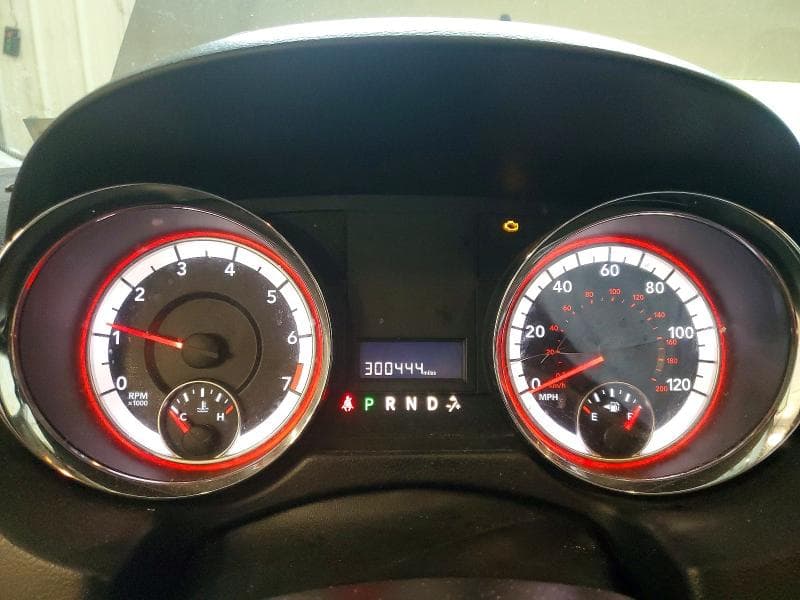 2019 DODGE GRAND CARAVAN SE 9