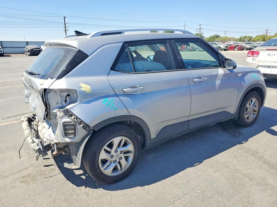 2020 HYUNDAI VENUE SEL 3
