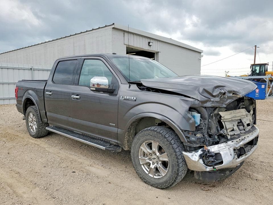 2017 FORD F150 SUPERCREW 4