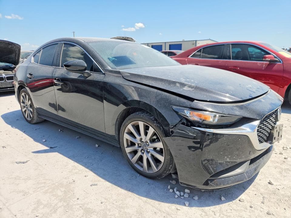 2021 MAZDA 3 SELECT 4