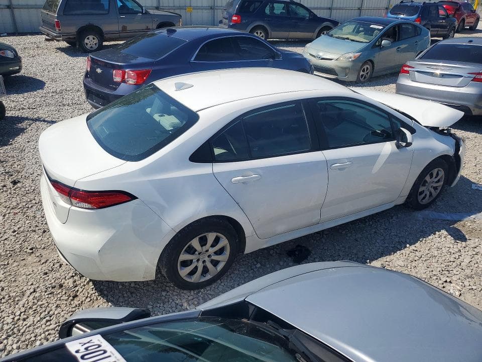 2022 TOYOTA COROLLA LE 3
