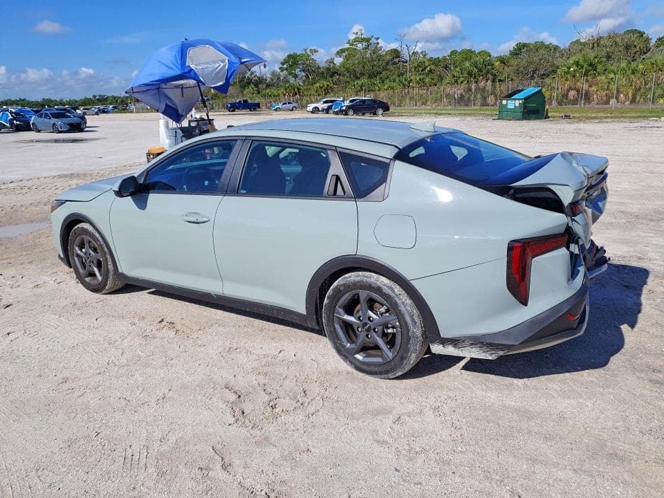 2026 KIA K4 LXS 2