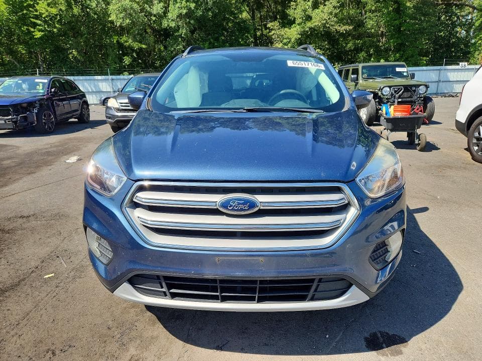 2018 FORD ESCAPE SE 5