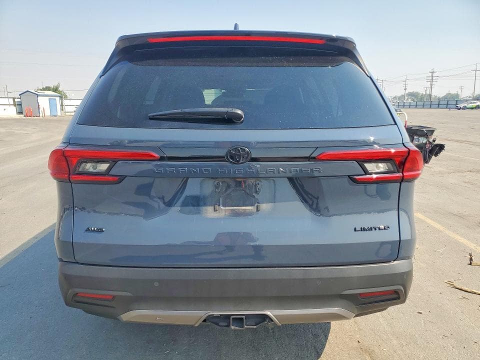 2024 TOYOTA GRAND HIGHLANDER LIMITED 6