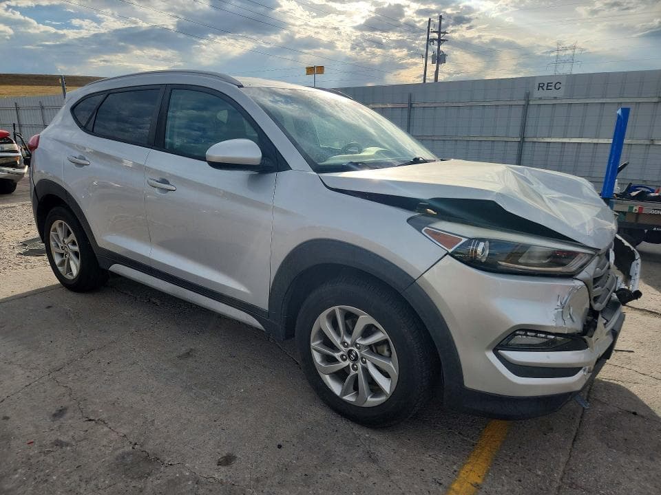 2018 HYUNDAI TUCSON SEL 4