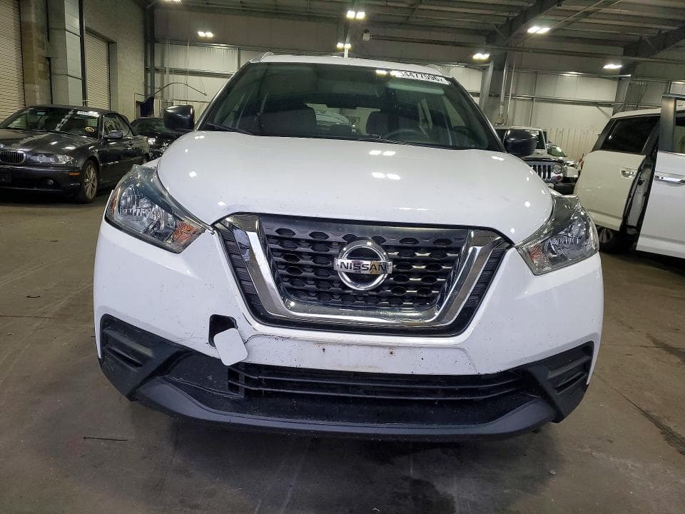 2019 NISSAN KICKS S 5