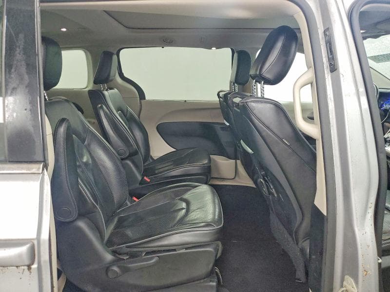 2018 CHRYSLER PACIFICA HYBRID LIMITED 11
