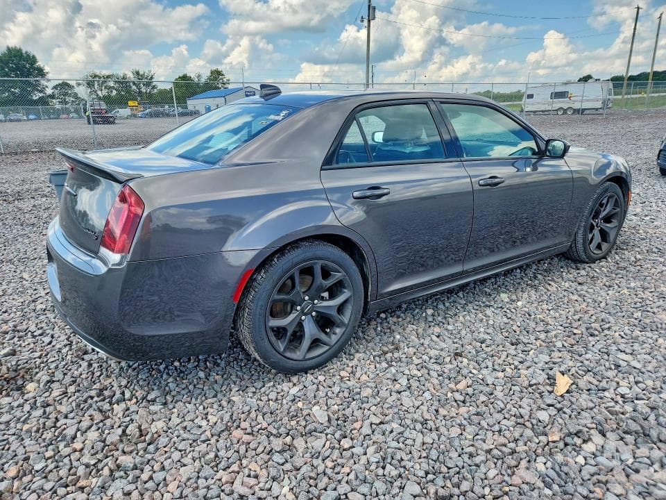 2021 CHRYSLER 300 S 3