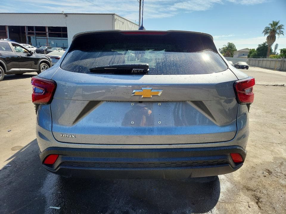 2026 CHEVROLET TRAX LS 6