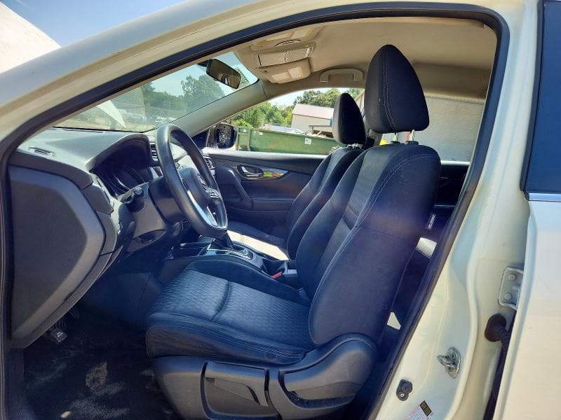 2017 NISSAN ROGUE S 7