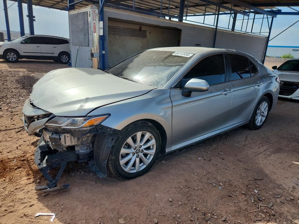 2019 TOYOTA CAMRY LE - 1