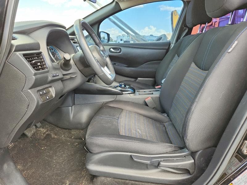 2020 NISSAN LEAF SV 7