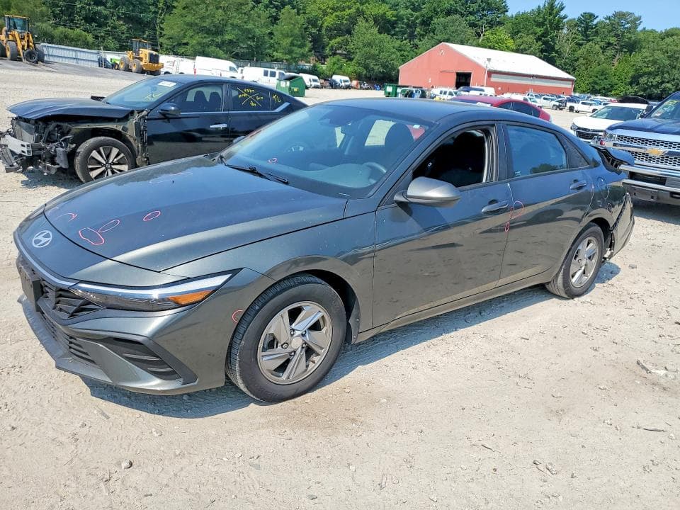 2024 HYUNDAI ELANTRA SE - 1