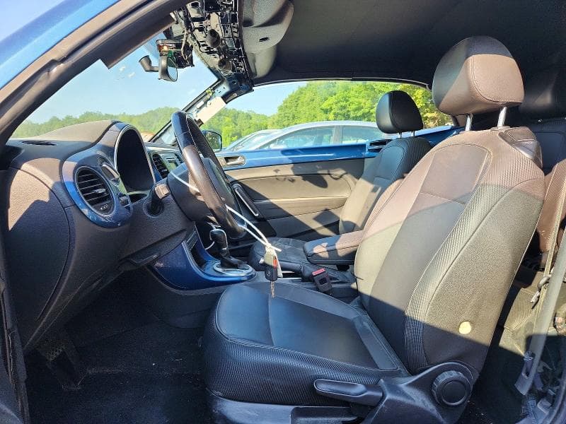 2019 VOLKSWAGEN BEETLE S 7