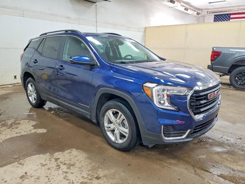 2022 GMC TERRAIN SLE 4