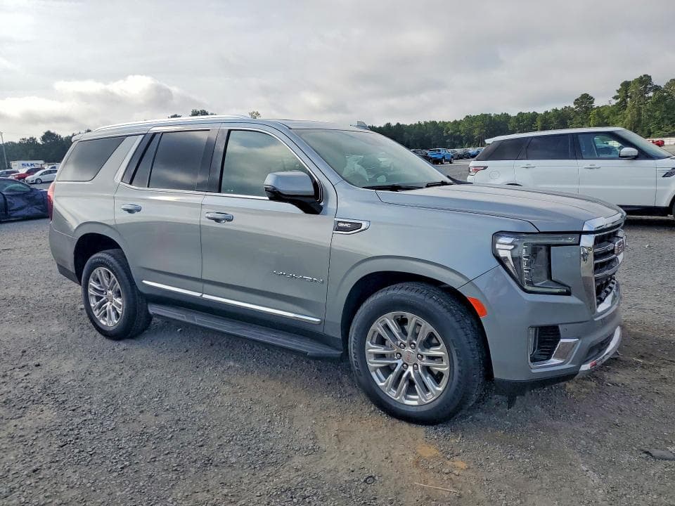 2024 GMC YUKON SLT 4