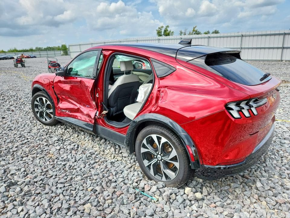 2021 FORD MUSTANG MACH-E PREMIUM 2