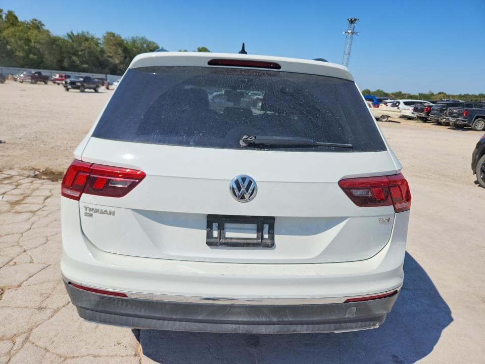 2018 VOLKSWAGEN TIGUAN SE 6