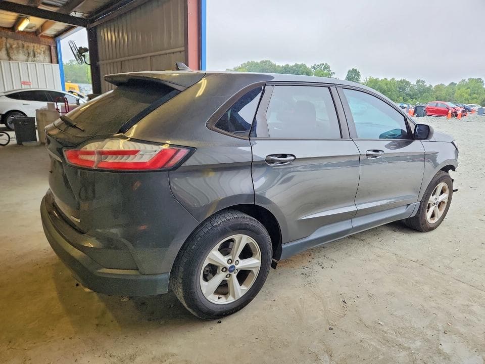 2020 FORD EDGE SE 3