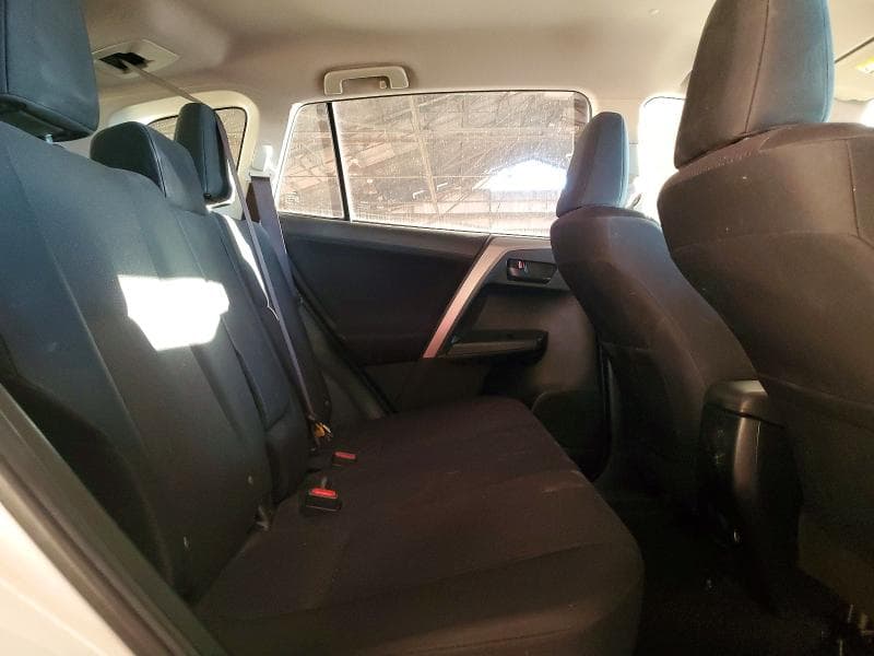 2018 TOYOTA RAV4 LE 10
