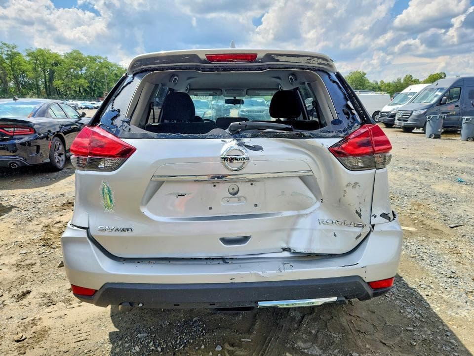2017 NISSAN ROGUE SV 6