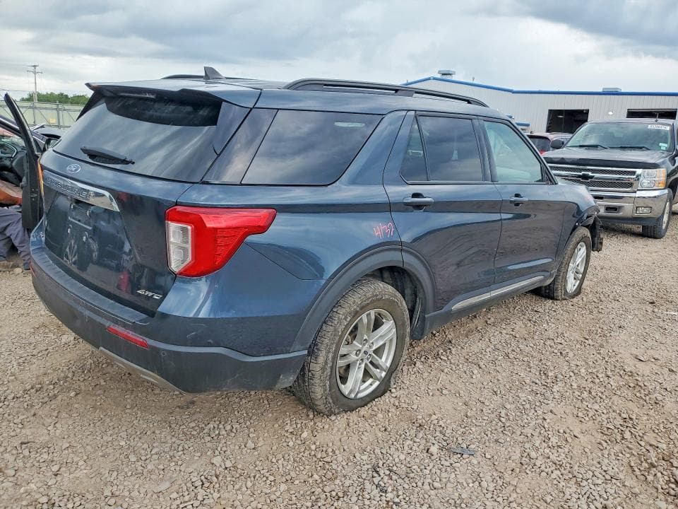 2023 FORD EXPLORER XLT 3